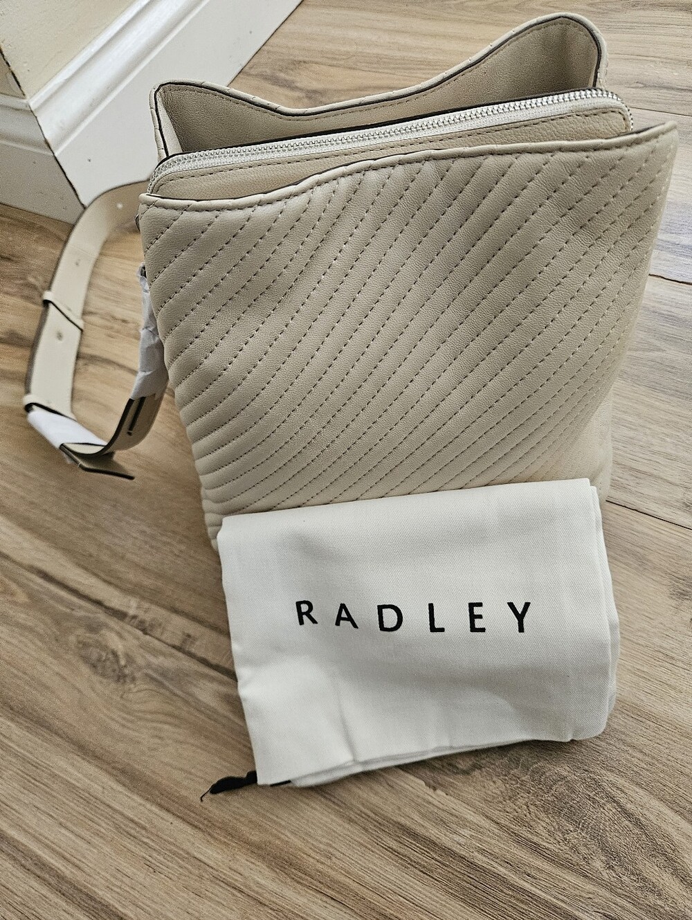 Radley London Duke's Place Medium Crossbody Leather Bag